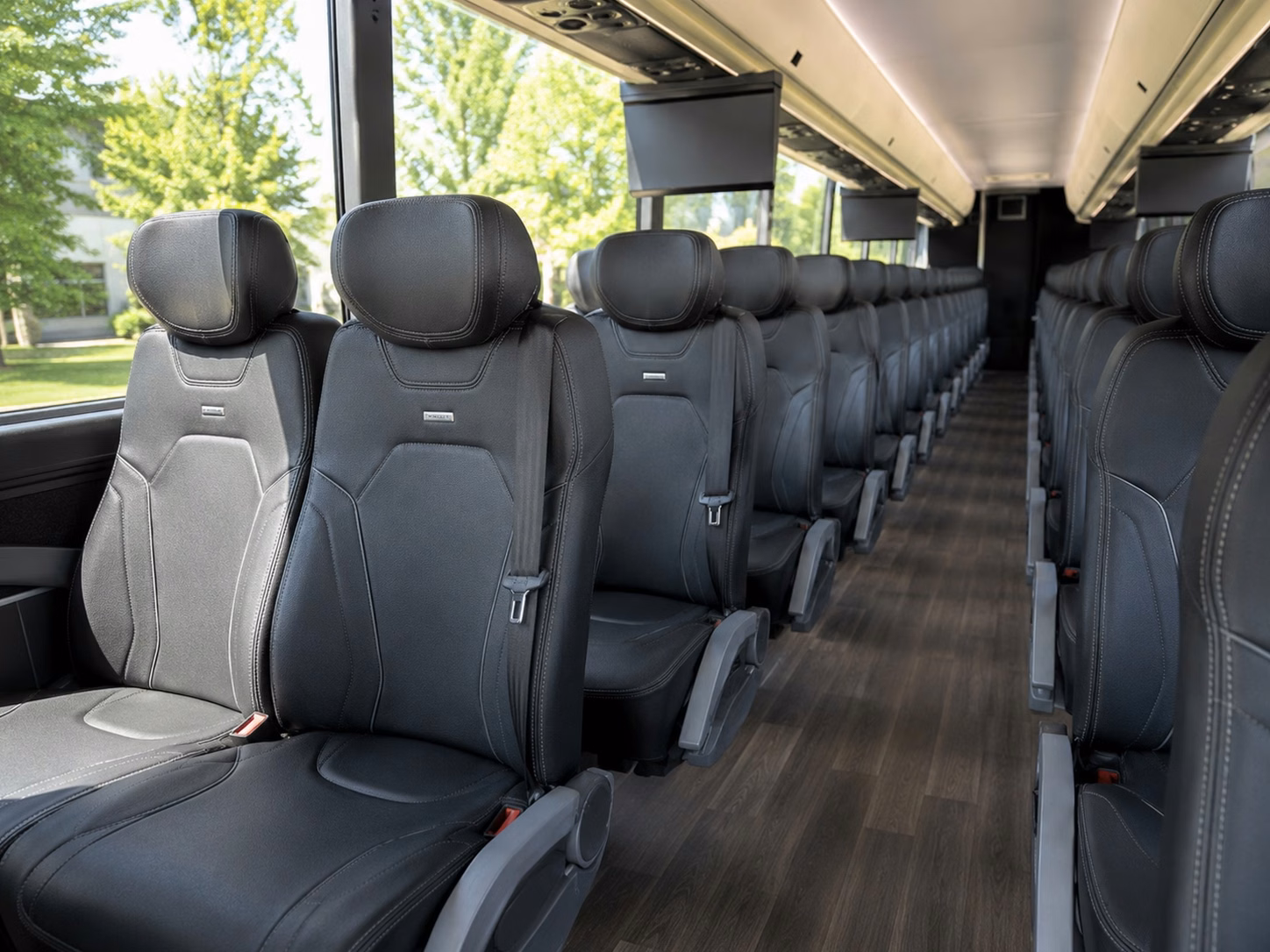 santa maria charter bus hero 2