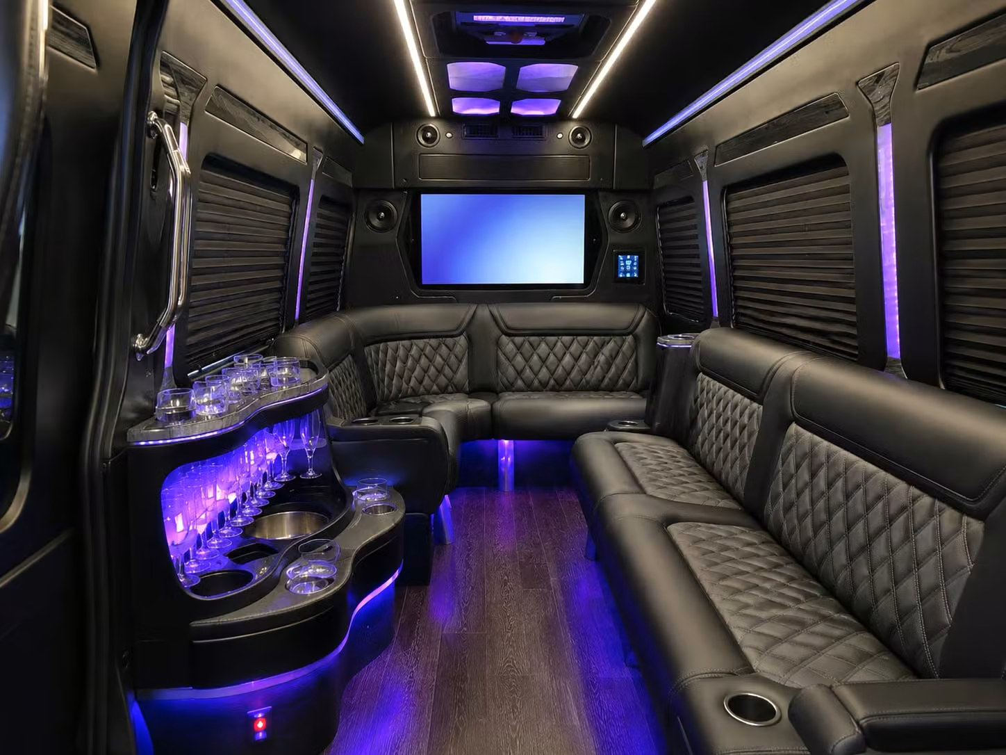 with charterbusrentalsantamariaca com you ll find the right bus for corporate events and company shuttles in santa maria